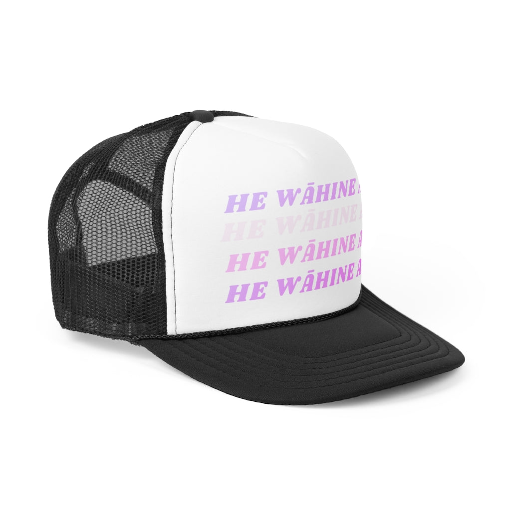 HE WĀHINE AU. TRUCKER