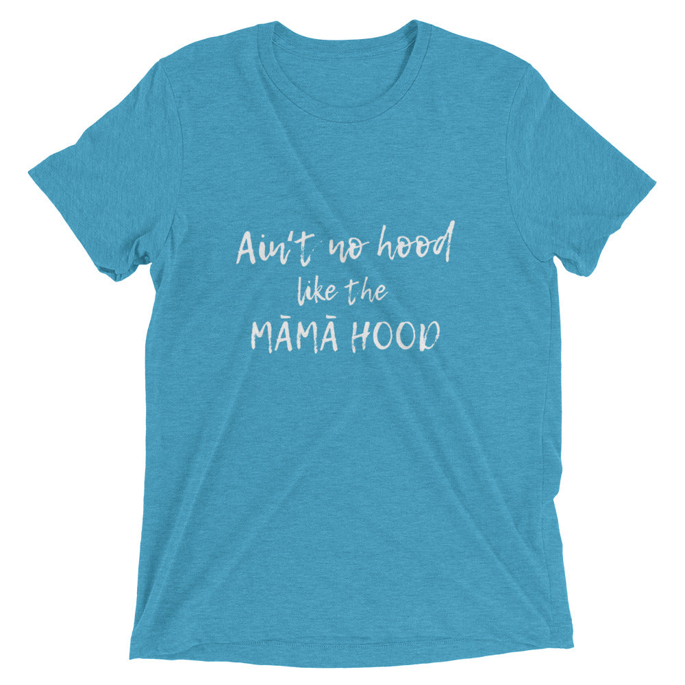 MĀMĀHOOD in WHT TEXT Short sleeve t-shirt