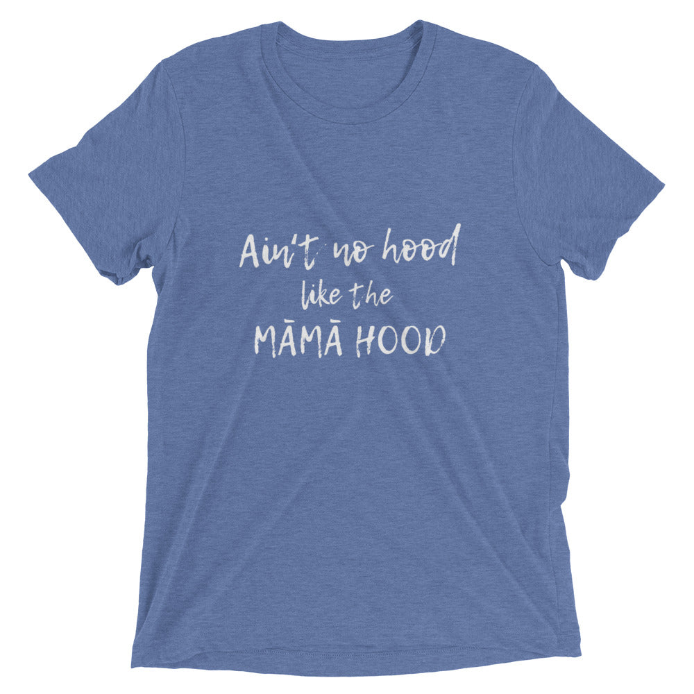 MĀMĀHOOD in WHT TEXT Short sleeve t-shirt