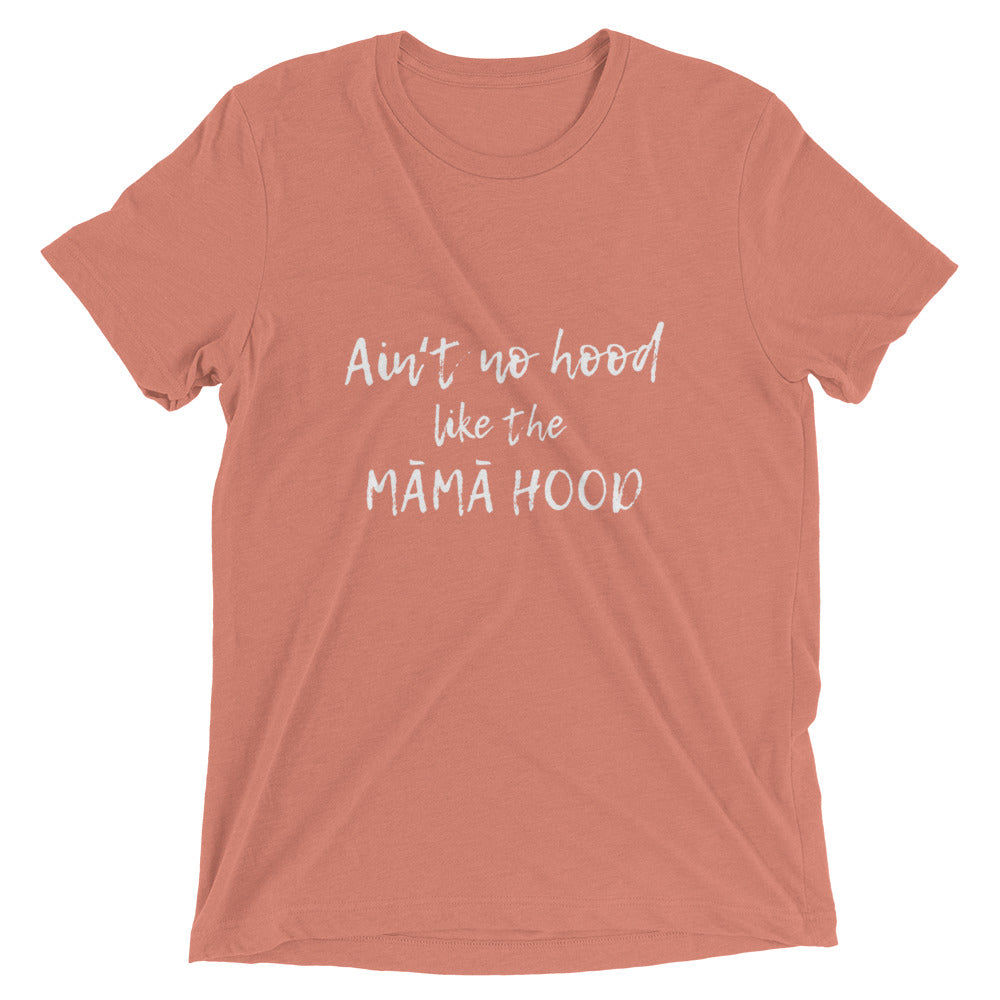 MĀMĀHOOD in WHT TEXT Short sleeve t-shirt