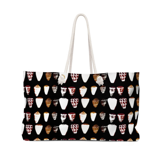 HIWA Weekender Bag in Pūpū Hinu Hinu